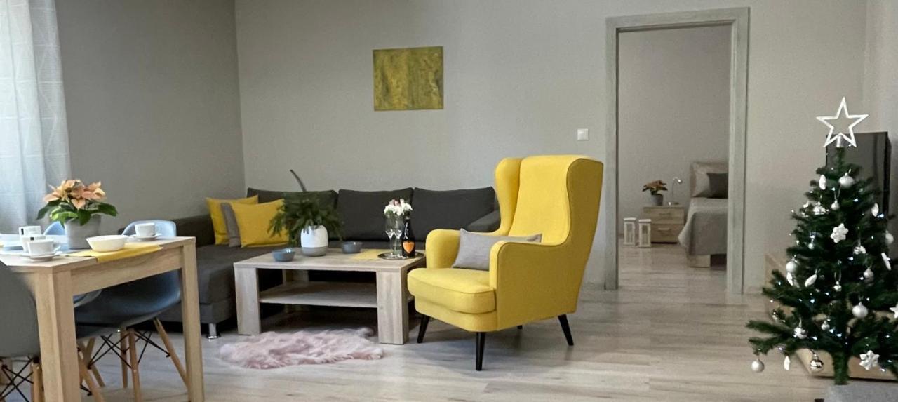Апартаменти City Apartments Ліптовський Мікулаш