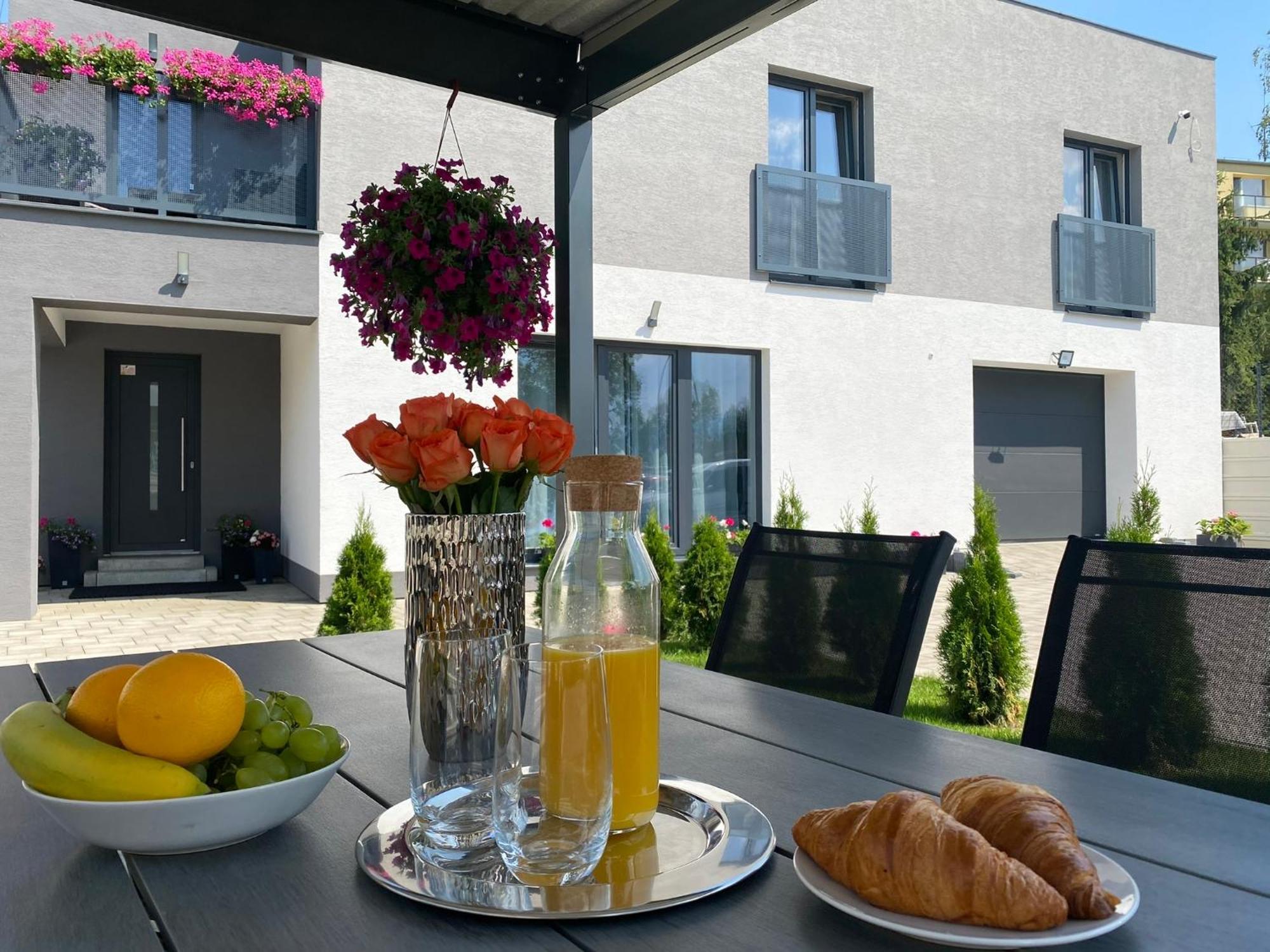 Апартаменти City Apartments
